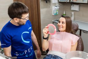 Как в клинике «Super Smile» корректируют прикус при отсутствии жевательных зубов?